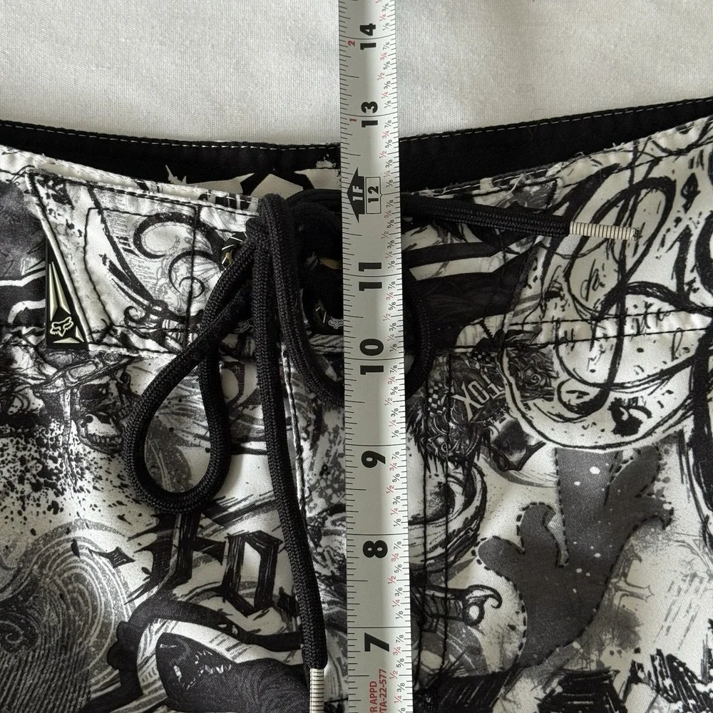 Y2K Fox Riders Co Mens Board Shorts Black White Skater Surfer Beach Size 34